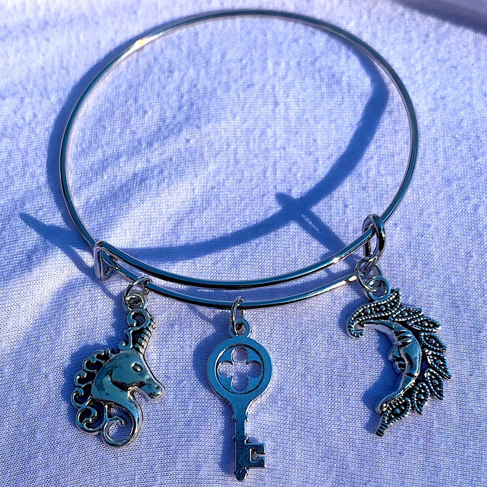 Brand New! Handmade! Adjustable Charm Bangle Bracelet!